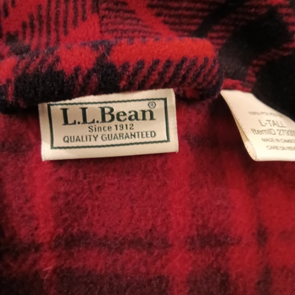 L.L. Bean Men's Plush Robe, red and black plaid, Large-Tall - Picture 3 of 5